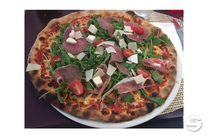 Miss Italia - Spezial Pizza - Snack-Boxenstopp