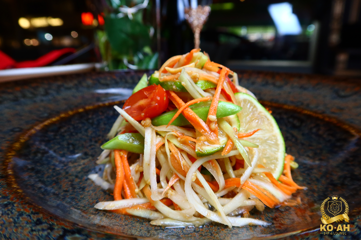 Som Tam Issan - Big - KO-AH