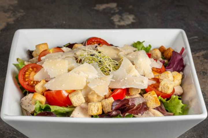 Salade César - White Rabbit Brunch & Co