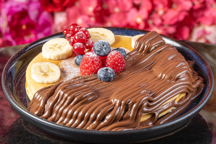 Pancakes Fruits & Nutella - White Rabbit Brunch & Co