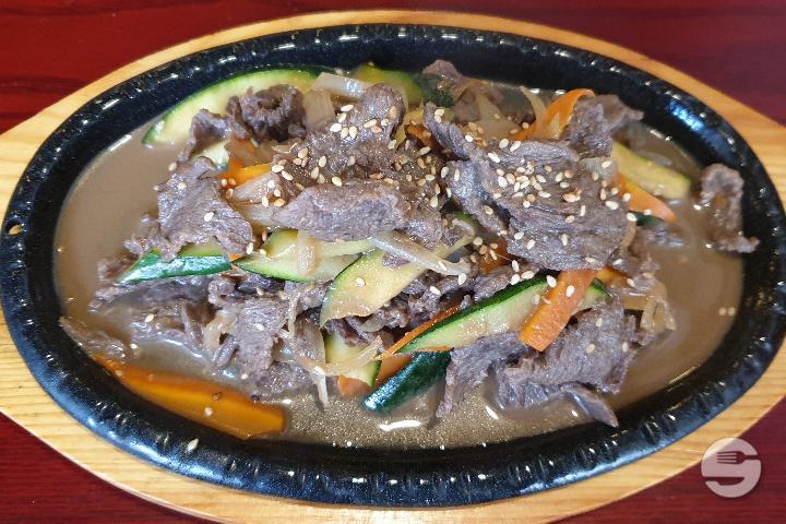 Beef Bulgoggi - Kimchi
