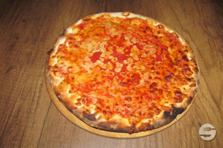 Pizzas Marguerite - Le Bistrot Cent Vins