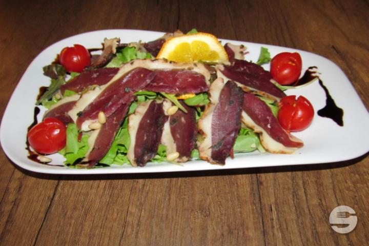 Salade de magret de Canard fumé - Le Bistrot Cent Vins