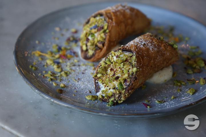 Cannoli - Gigi Cucina & Bar