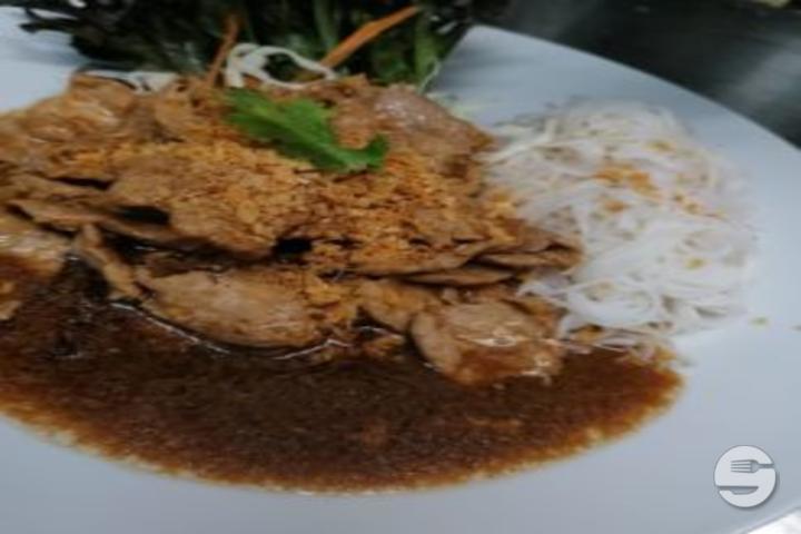 Pepper and Garlic Pork - Lamaï Thaï Food