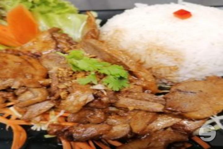 Pepper and Garlic Duck - Lamaï Thaï Food