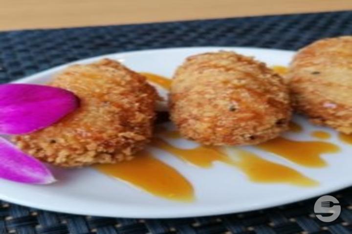 Banana Doughnuts - Lamaï Thaï Food