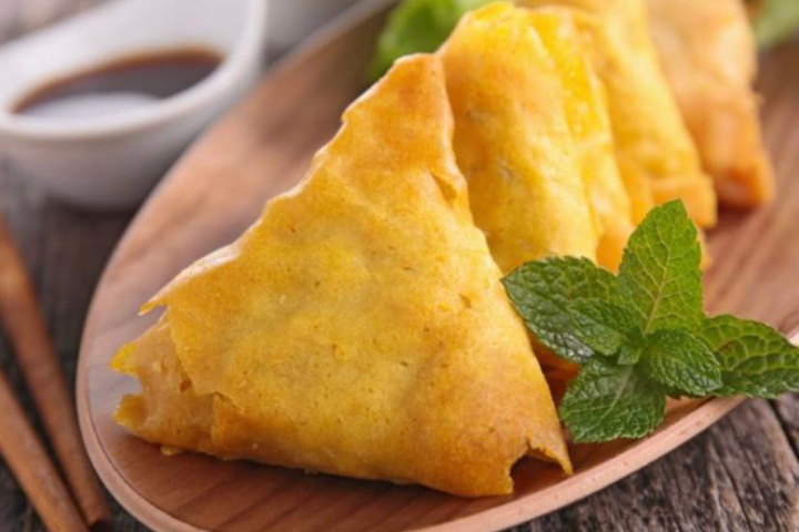 Chicken Samosa - Lamaï Thaï Food
