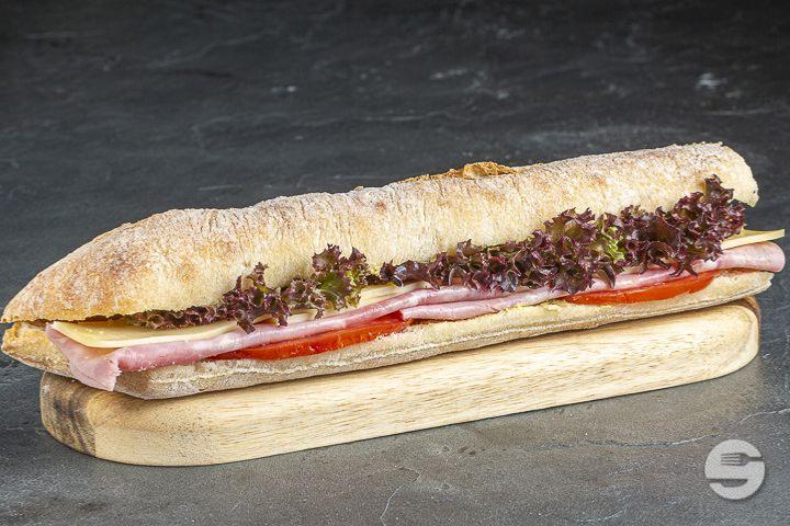 Sandwich au Jambon de Devant et Fromage - Migros Restaurant Take Away La Passerelle