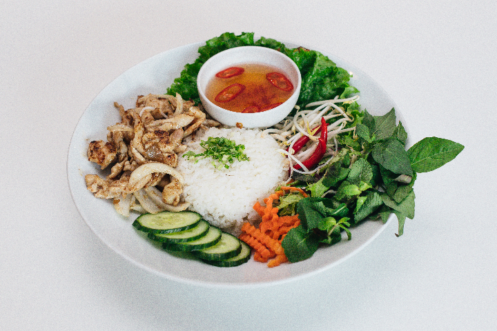 Rice bowl au poulet - Little Saigon