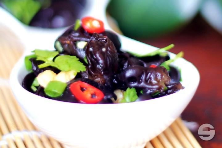 Chinese mushrooms with soy sauce - New Shanghai