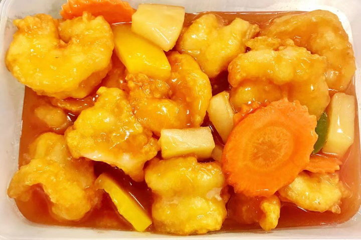 60. Crevettes Sauce Aigre-Douce - Wok Royal
