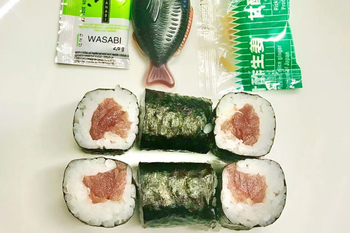 S12. Maki Thon - Wok Royal