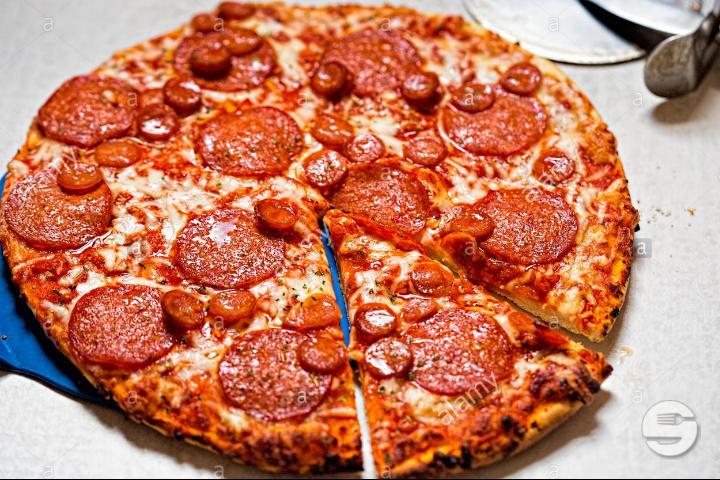 Pizza Calabrese - Pizzeria du Chemin de Fer