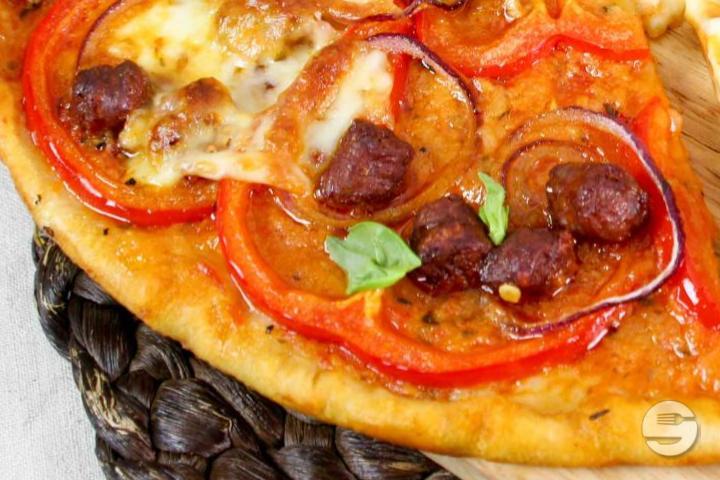Pizza Merguez - Pizzeria du Chemin de Fer