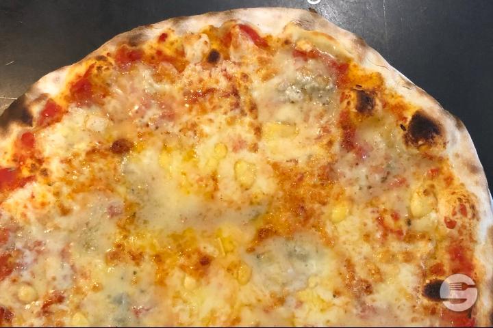 Pizza Quaro Formaggi - Pizzeria du Chemin de Fer