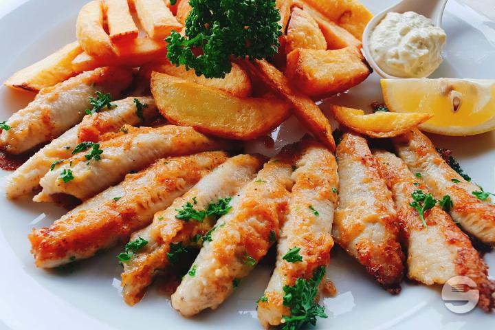 Fillets of Perch Meunière - Pizzeria du Chemin de Fer