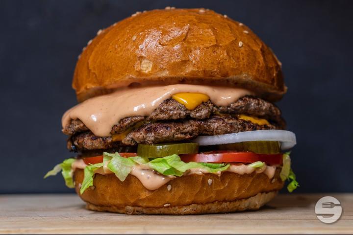 Burger Helvétique - Aux Tanneurs