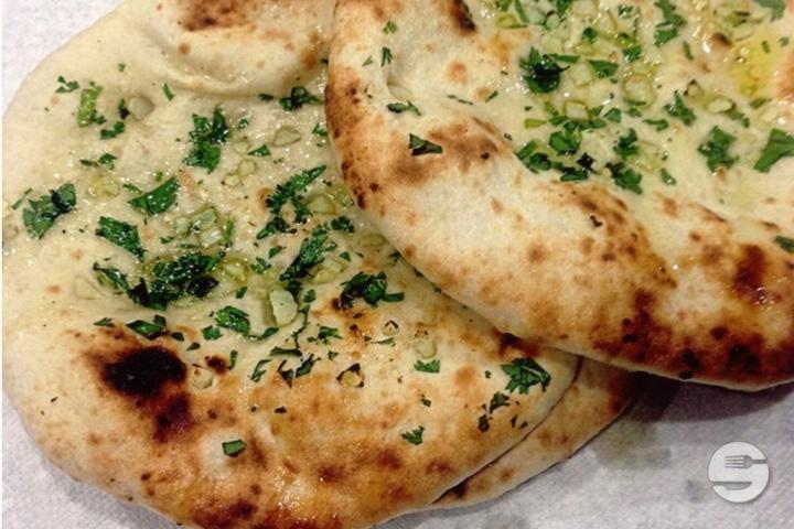 GARLIC NAAN - NOUR Indian Restaurant