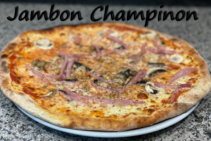 Ham and Mushroom Pizza - Café des Augustins
