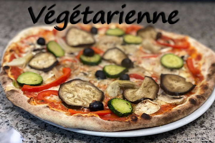 Vegetarian Pizza - Café des Augustins