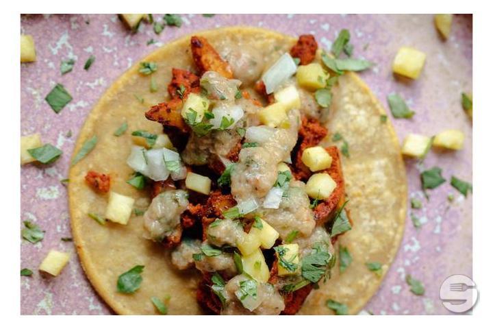 Al Pastor (including side dish) - LA Brea SoCal Tacos