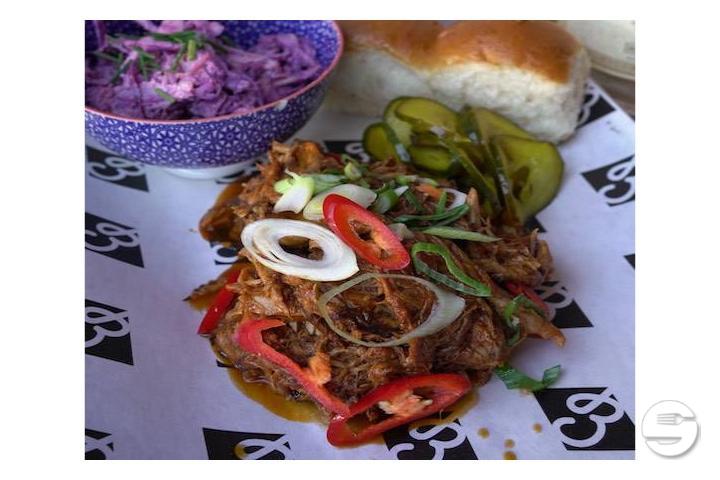Spiced Pulled Pork (300g) incl. Side - Brisket Southern BBQ & Bar