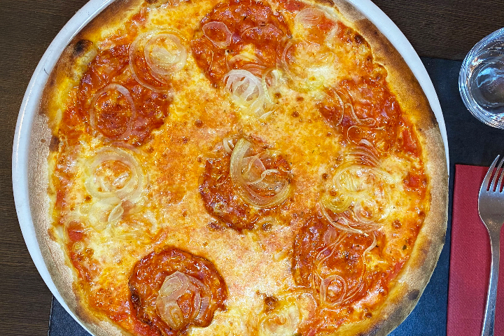 Pizza Calabrese - La Tonnella