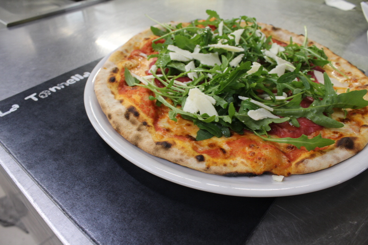 Pizza Tonnella - La Tonnella