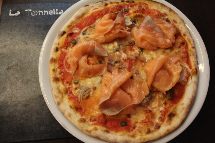 Pizza Salmone - La Tonnella