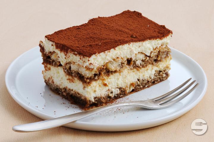 Tiramisu alla Sambuca - La Tonnella