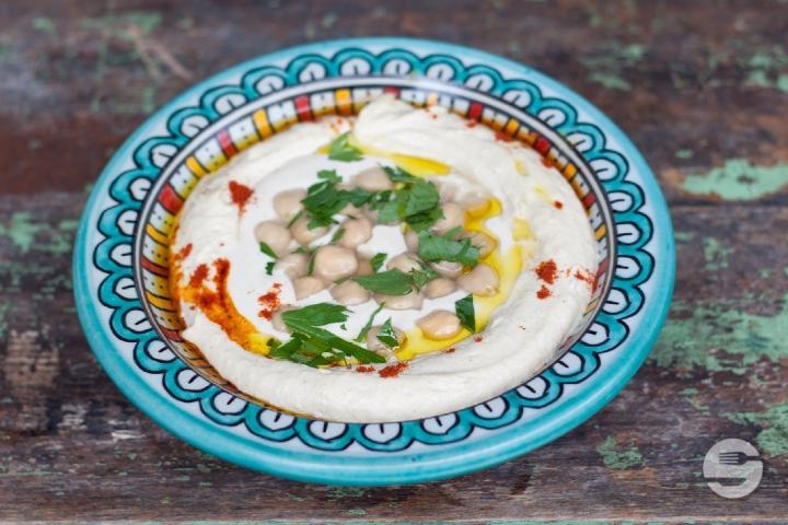 Hummus mit Pitabrot - Grand Cafe Lochergut