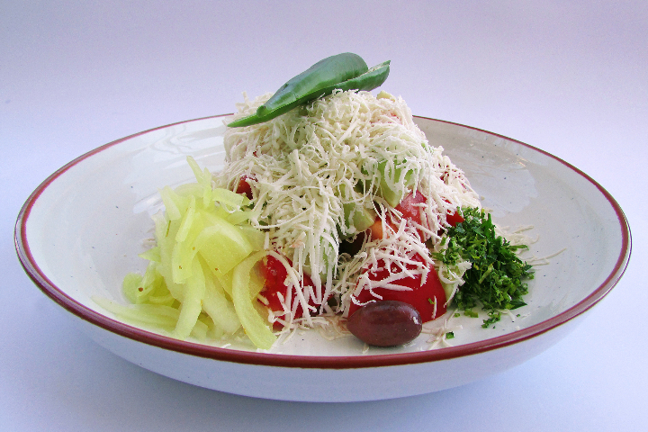Balkan Salat - Lunch & Dinner KLG