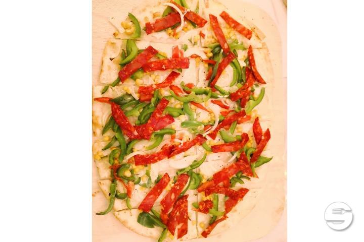 Flammkuchen Chorizo mittelscharf - Brasserie Lorzenhof