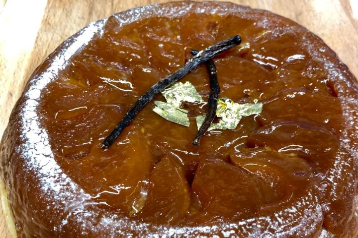 Tatin-style caramelized apple - 57° Grill - Château d'Ouchy
