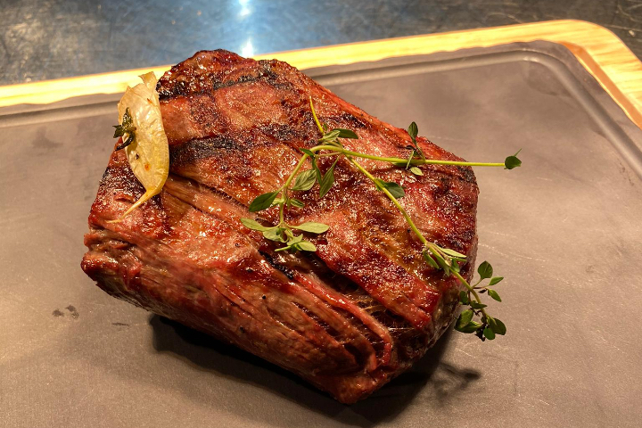 Hereford Irish chateaubriand (for 2 persons) - 57° Grill - Château d'Ouchy