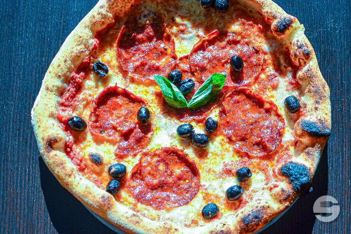 Pizza Diavola - Auberge de Montherod