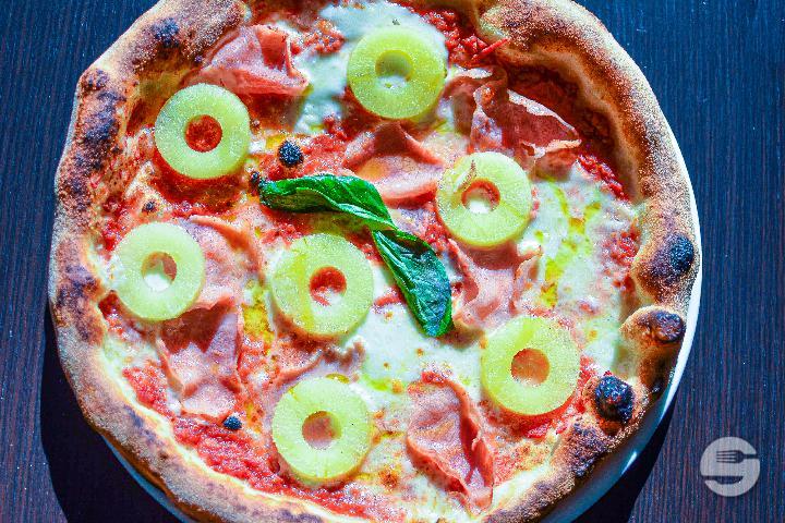 Pizza Hawaï - Auberge de Montherod