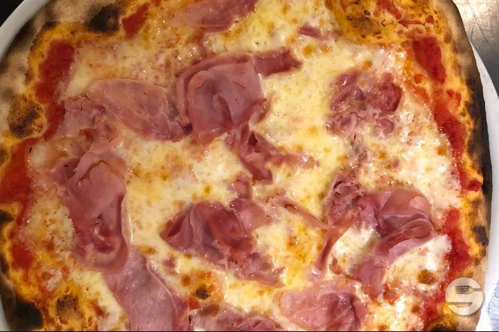 Pizza Jambon - Derik Kebab