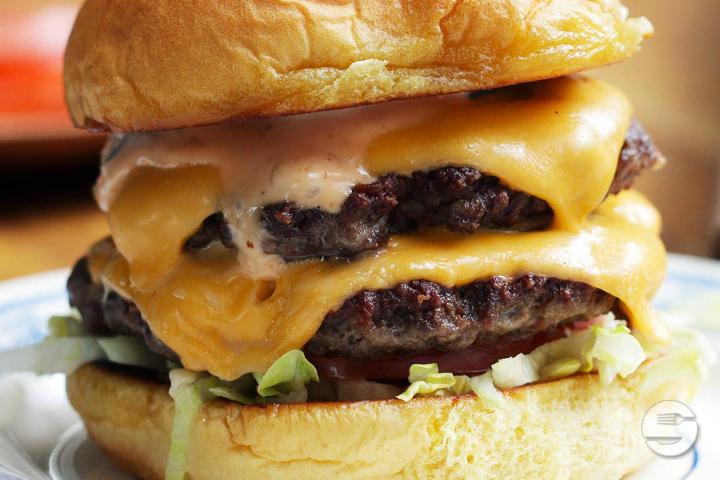 Double Cheeseburger - Derik Kebab
