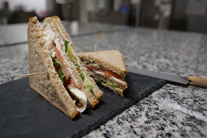 Club Sandwich Tomate Mozza - Castrischer