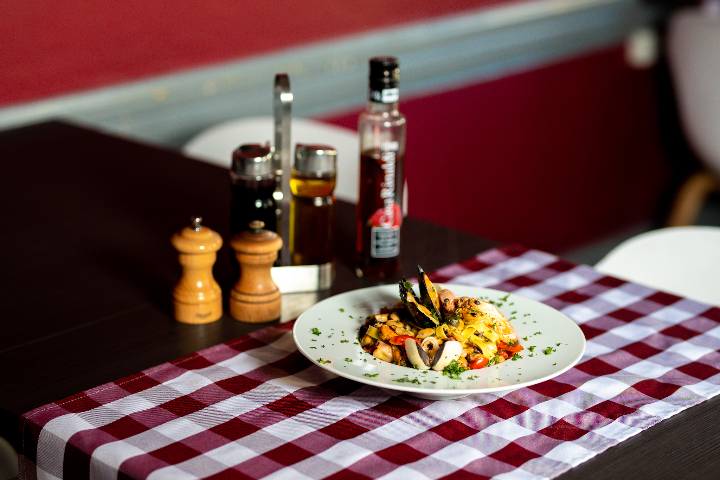 Fettuccine with Seafood - Le Bar du Coq