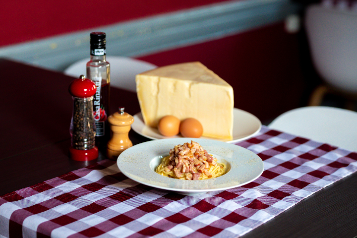 Spaghetti alla Carbonara - Le Bar du Coq