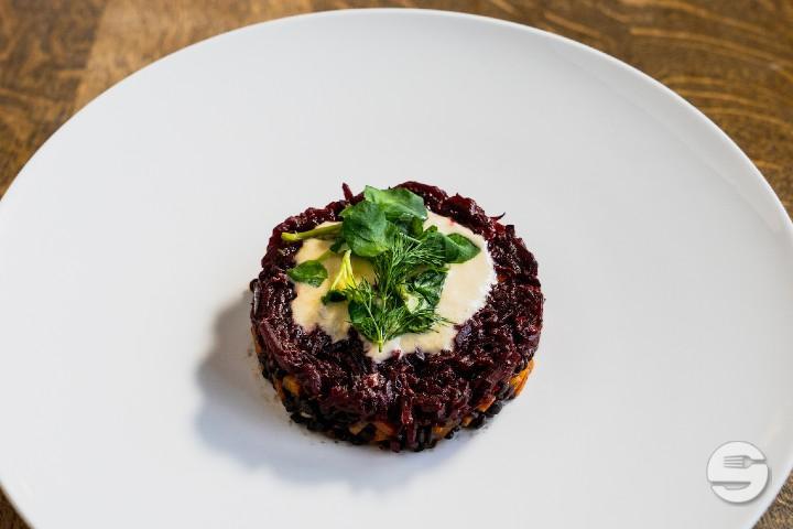 Tartare from the braised beetroot - Helvetia