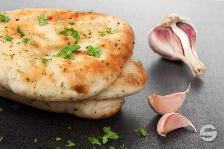 Garlic Naan - Masala House