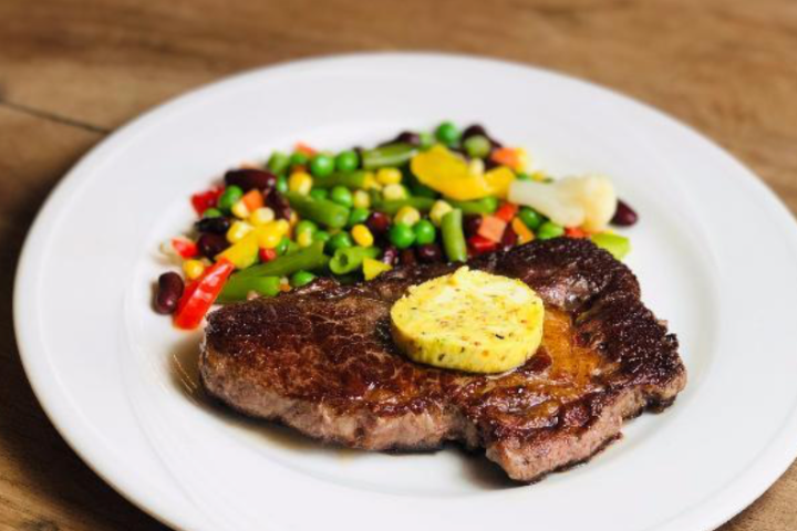 Entrecôte Parisienne - Thai Family
