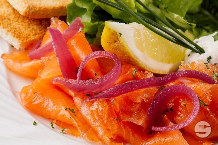 Salmon Gravlax - Bistrot Métropole