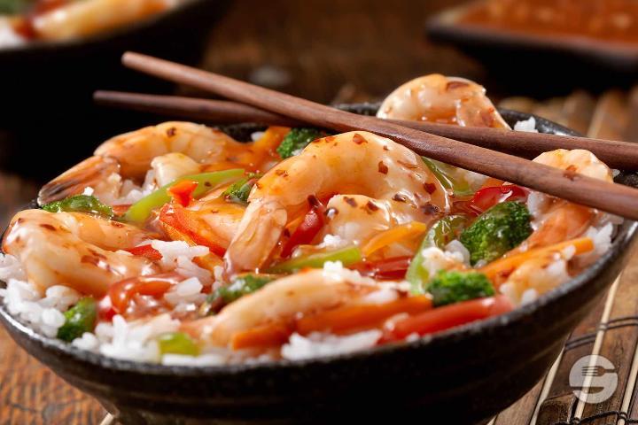 Thai Sweet and Sour Prawns with Rice - Hello Bangkok