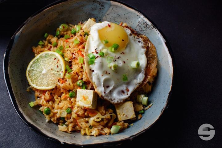 Tofu with Sautéed Rice - Hello Bangkok