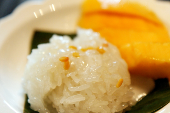 Thai Mango sticky rice - Rice & More